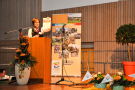 Frau Christine Bender vom AELF Kitzingen führte durch das Programm.
