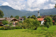 Dorf in der Landschaft
