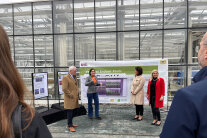 Gruppenbild mit Michaela Kaniber in Bamberg für die Vertical Indoor Farm