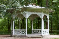 Pavillon im Bürgerpark Hain