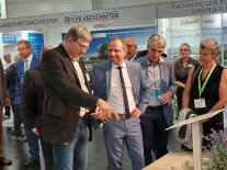 Jürgen Eppel und Thorsten Glauber auf der GaLaBau 2022