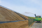 Ausbringen von Versuchssaatgut und Regelsaatgutmischung mit Hydro-Seeder zur Böschungssicherung an der Auffahrt zur A3 bei Biebelried.