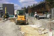 Maschinen- und Geräteeinsatz auf der Baustelle.