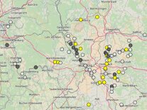 Screenshot von Vitimonitoring, Karte mit bunten Punkten für Meldungen